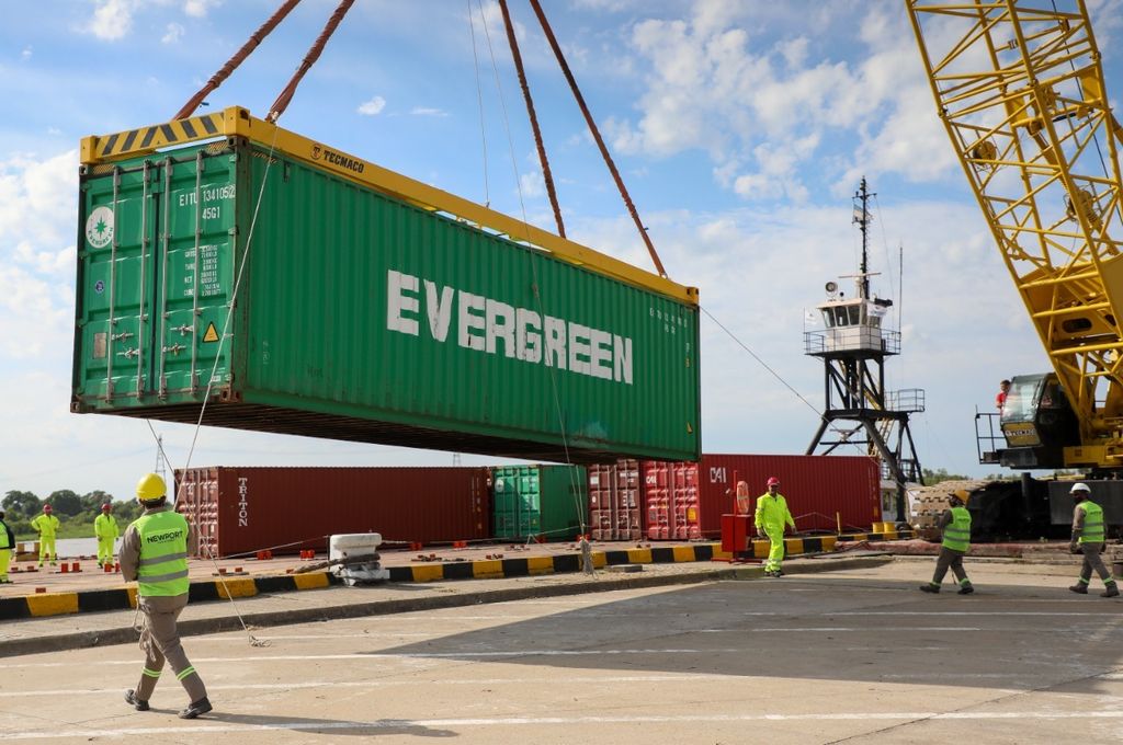 Con pleno auge de operaciones, el Puerto de Santa Fe recibirá a la Región Centro