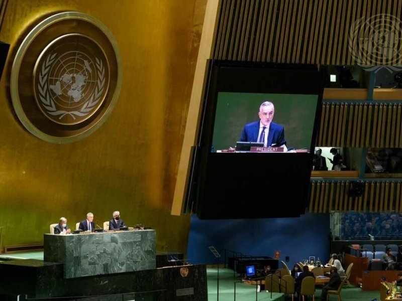 Un rafaelino al frente del desarme nuclear mundial