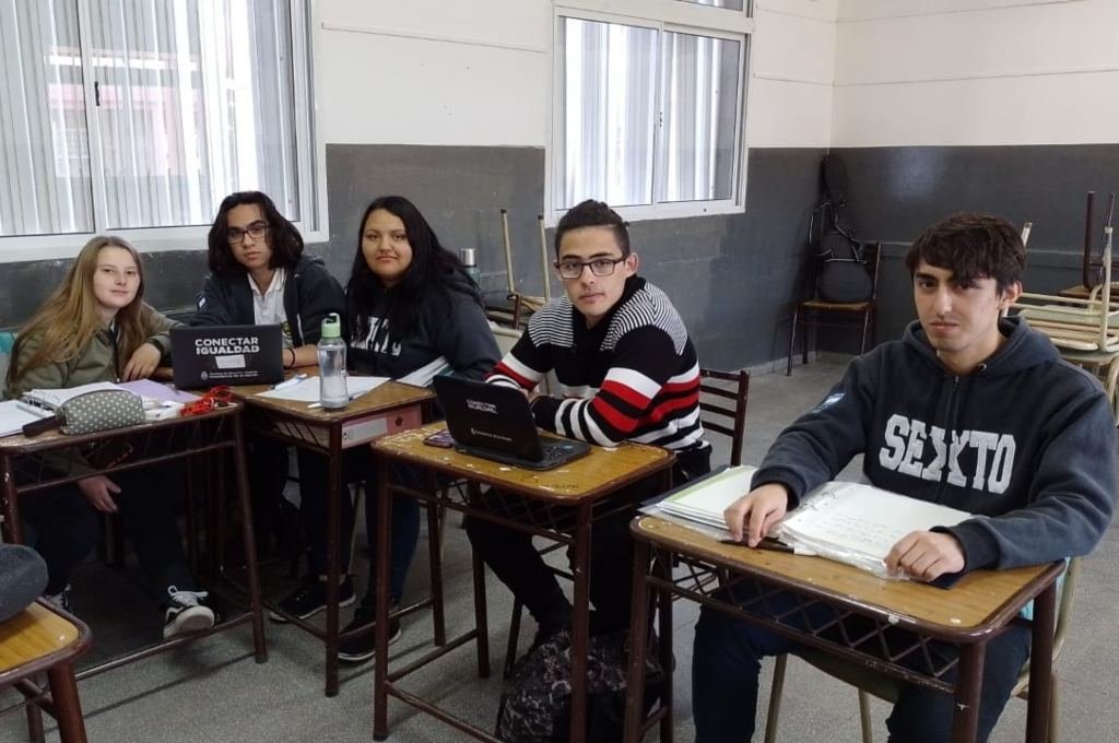 Estudiantes santafesinos proyectan lanzar una sonda meteorológica a 30 mil metros de altura