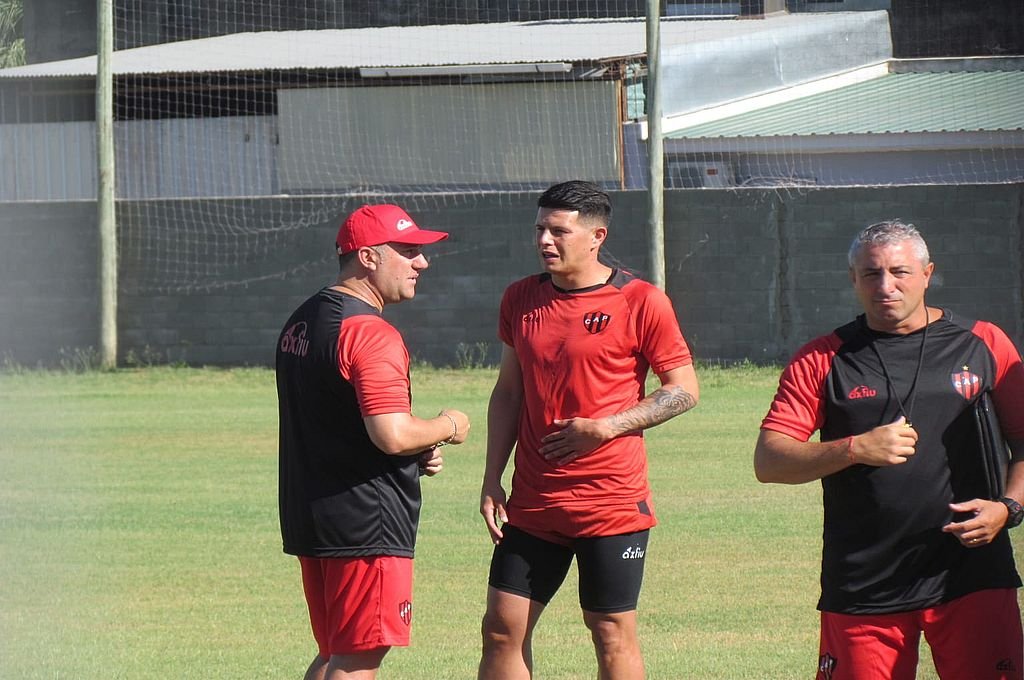 Walter Otta inició su «Era» en Patronato
