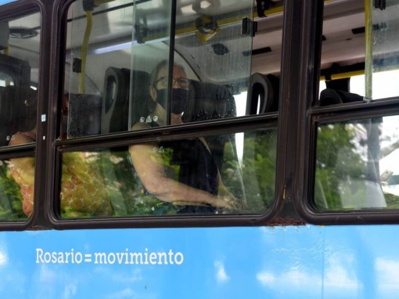 El transporte de Rosario empieza a transitar un nuevo camino pospandemia con viejas rutas y nuevas unidades