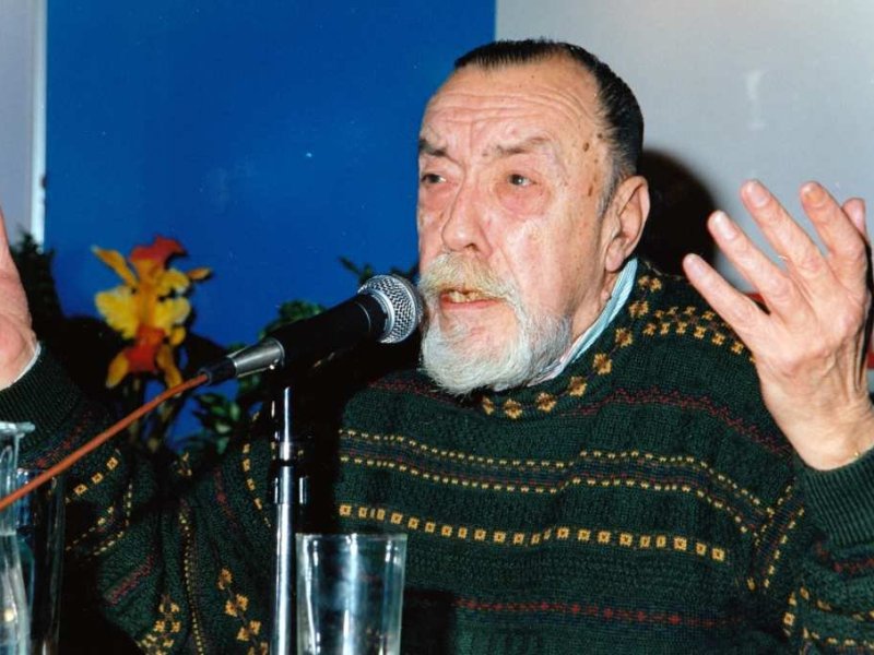 Cosquín homenajea a Hamlet Lima Quintana, el poeta de la gente necesaria