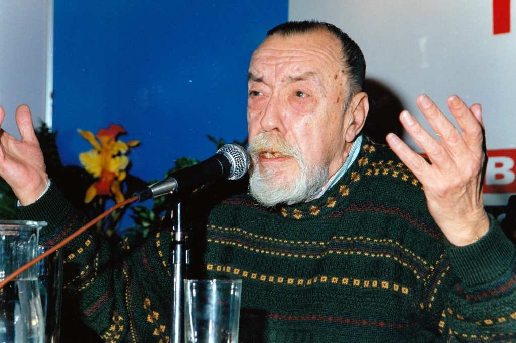 Cosquín homenajea a Hamlet Lima Quintana, el poeta de la gente necesaria