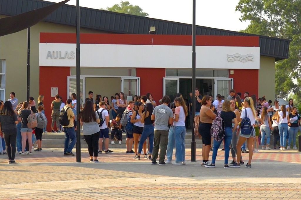 La Facultad de Bromatología dio la bienvenida a los ingresantes