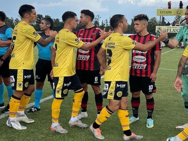 Patronato volvió a jugar mal, pero consiguió un empate