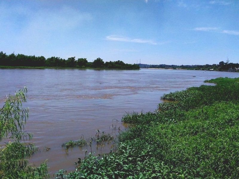 Para arriba: el Río Paraná alcanzó los 3 metros en Santa Fe