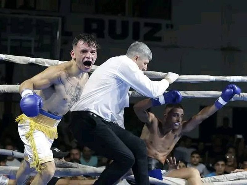 Paranaenses terminaron con el brazo en alto