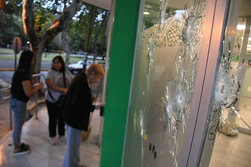 Nueva balacera a una entidad bancaria en el Gran Rosario