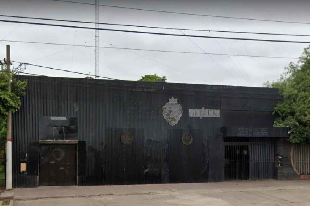 Capitán Bermúdez: hieren a dos policías durante ataque a un boliche