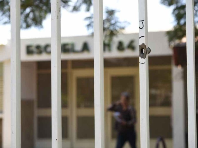 Balacera y mensajes mafiosos en dos escuelas de Rosario