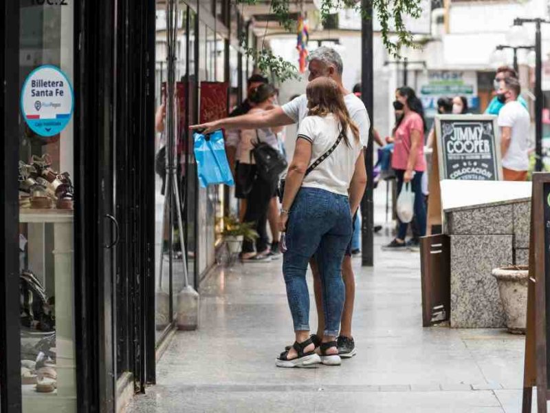 Lanzaron programas de capacitación y ayuda para los centros comerciales en Rosario
