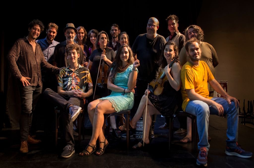 Desde Rosario, llega el tango con la Orquesta Utópica