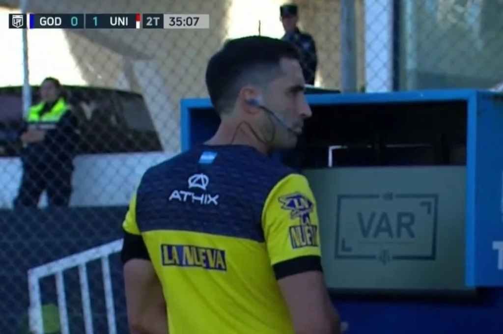 ¿Qué sucedió en el gol anulado de Luna Diale?