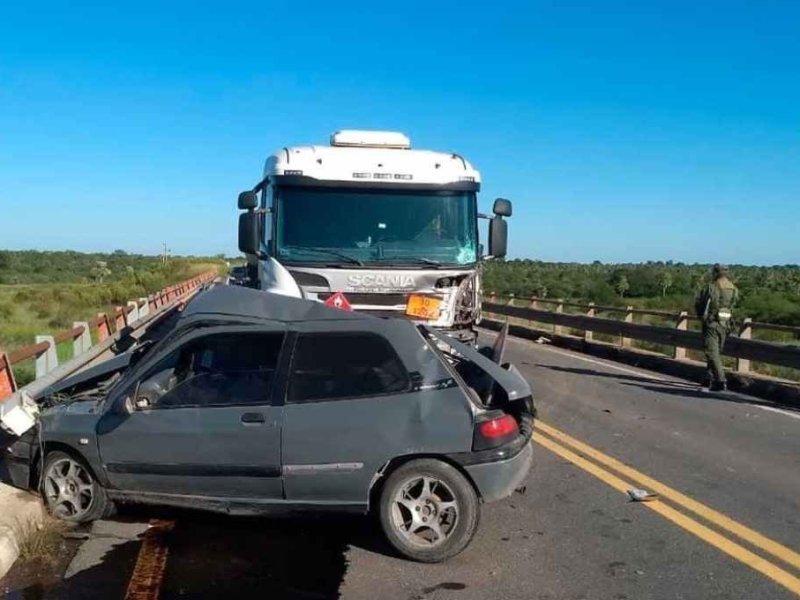 Dos mujeres fallecieron en un choque en la ruta 11