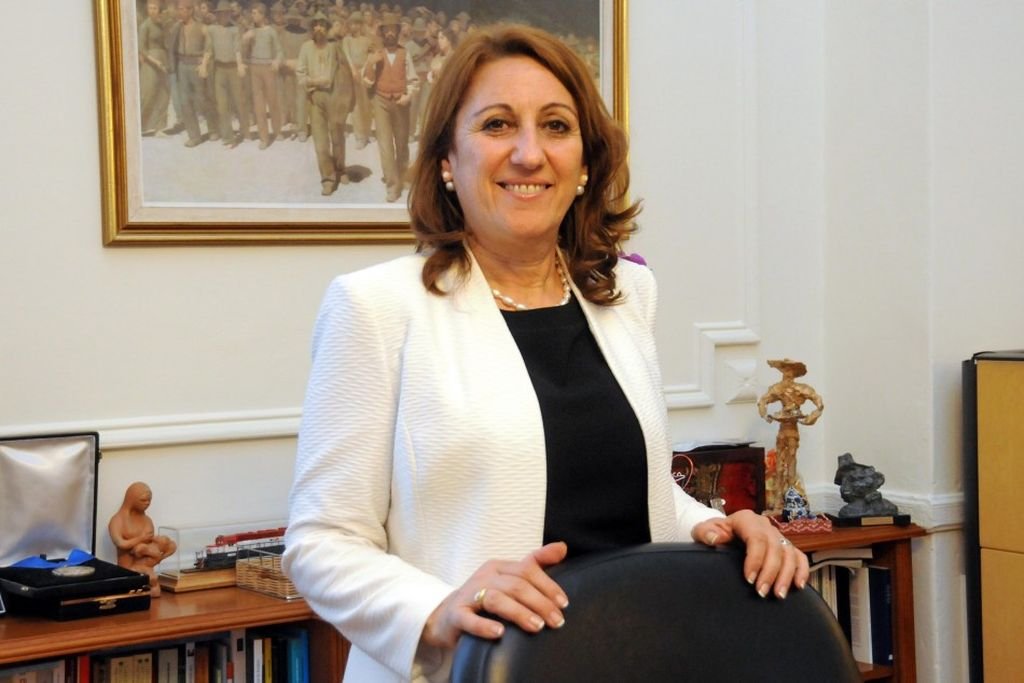 El Partido Socialista sorprendió con la precandidatura a gobernadora de Mónica Fein