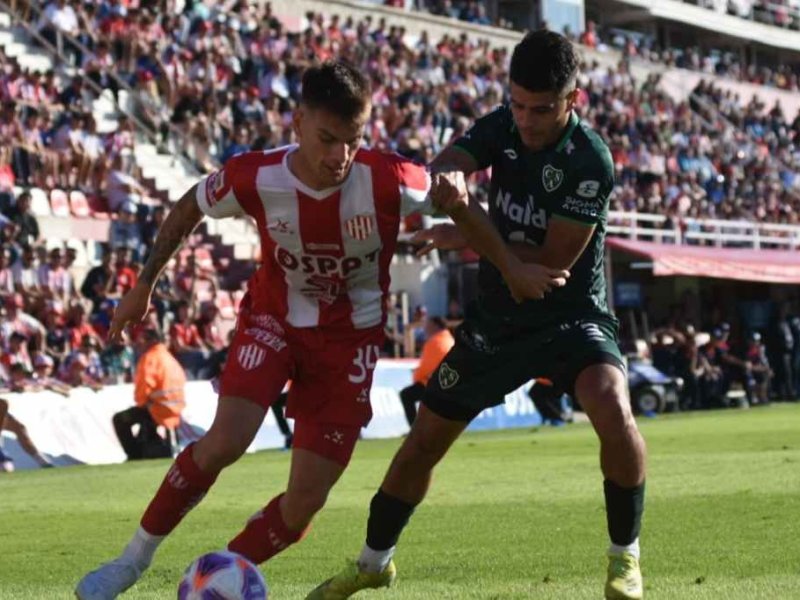Unión volvió a perder y se fue silbado