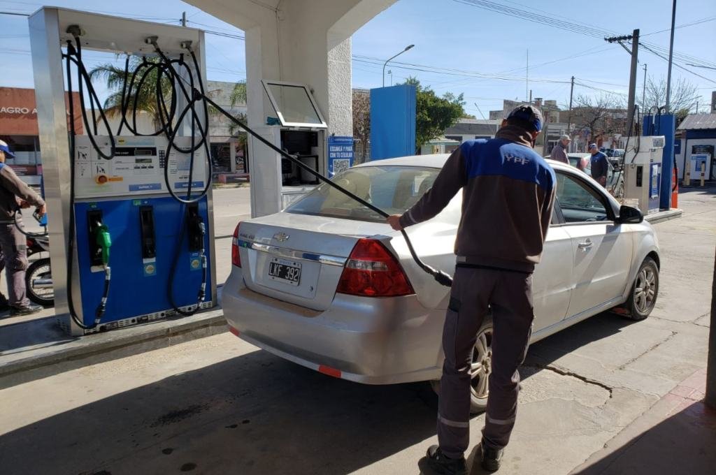 Los combustibles aumentan un 4% en la provincia de Santa Fe