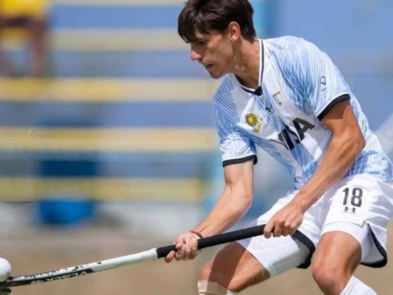 Juani Montrasi, el representante de Rosario en el seleccionado juvenil de hockey
