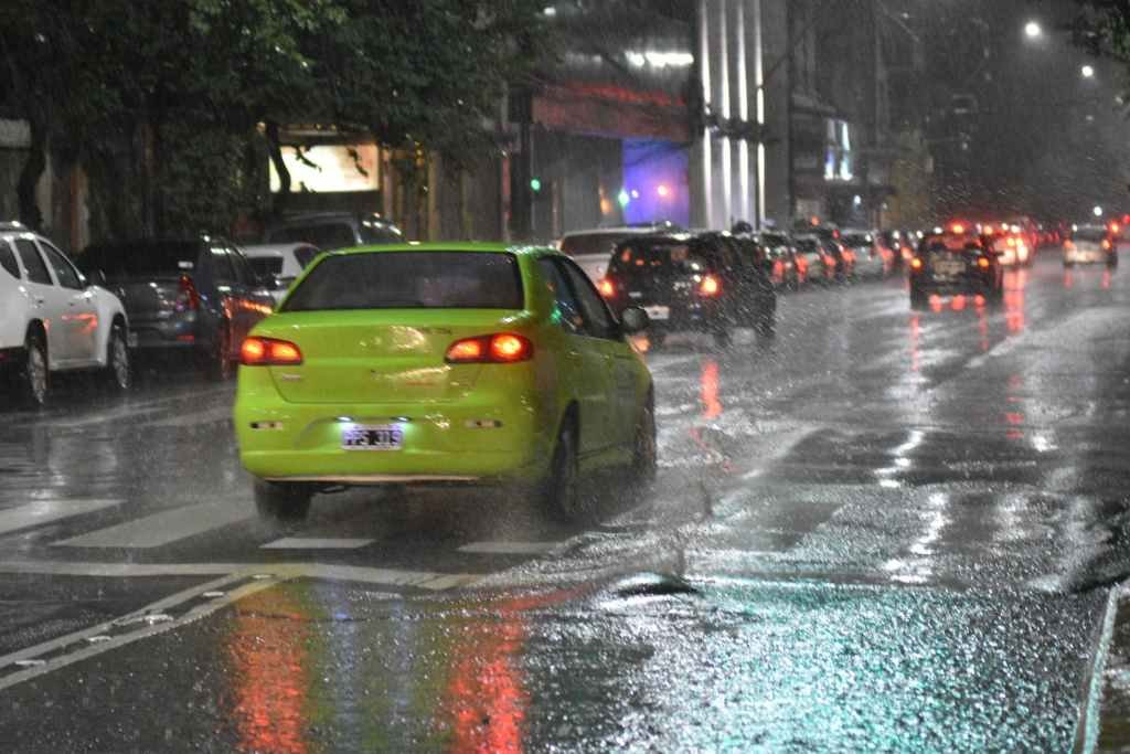 Santa Fe ciudad: pronóstico de un invierno más lluvioso y caluroso que la media