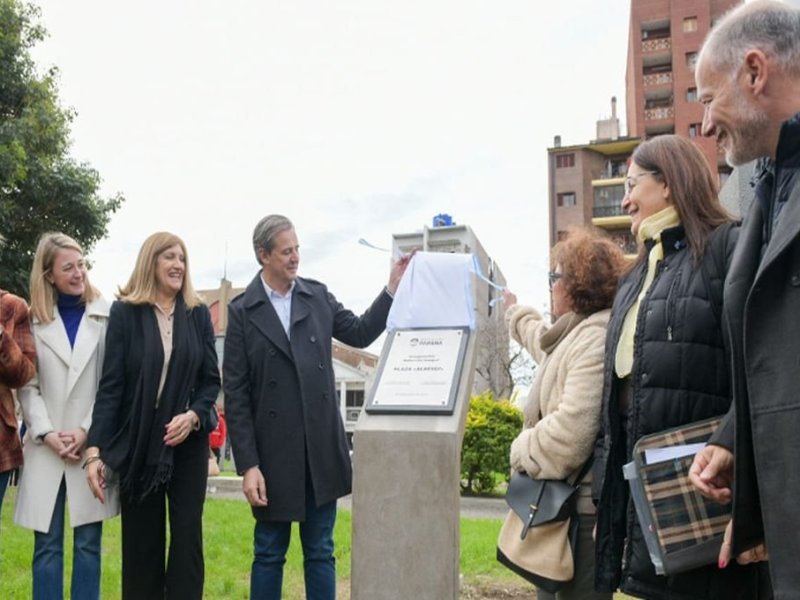 Se inauguraron las obras de la plaza Alberdi