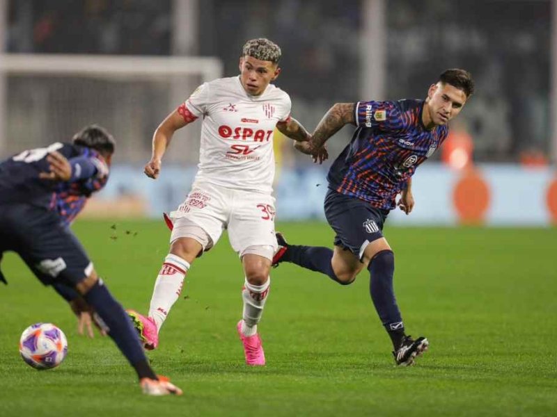 Unión empató con Talleres en el estadio Kempes