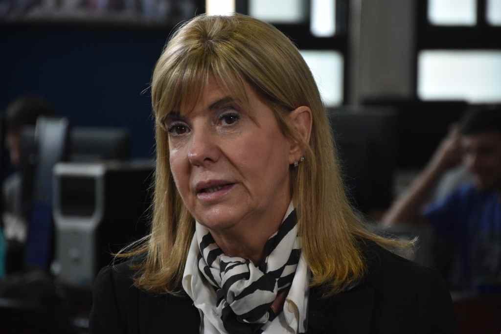 Alejandra Rodenas: «Tenemos que tratar de recuperar la credibilidad y el diálogo con la ciudadanía»