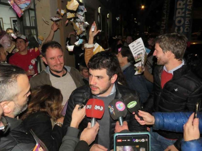 El intendente Chiarella arrasó en las primarias