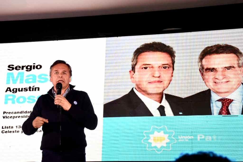 Lanzamiento multitudinario en Rosario de la mesa Massa presidente