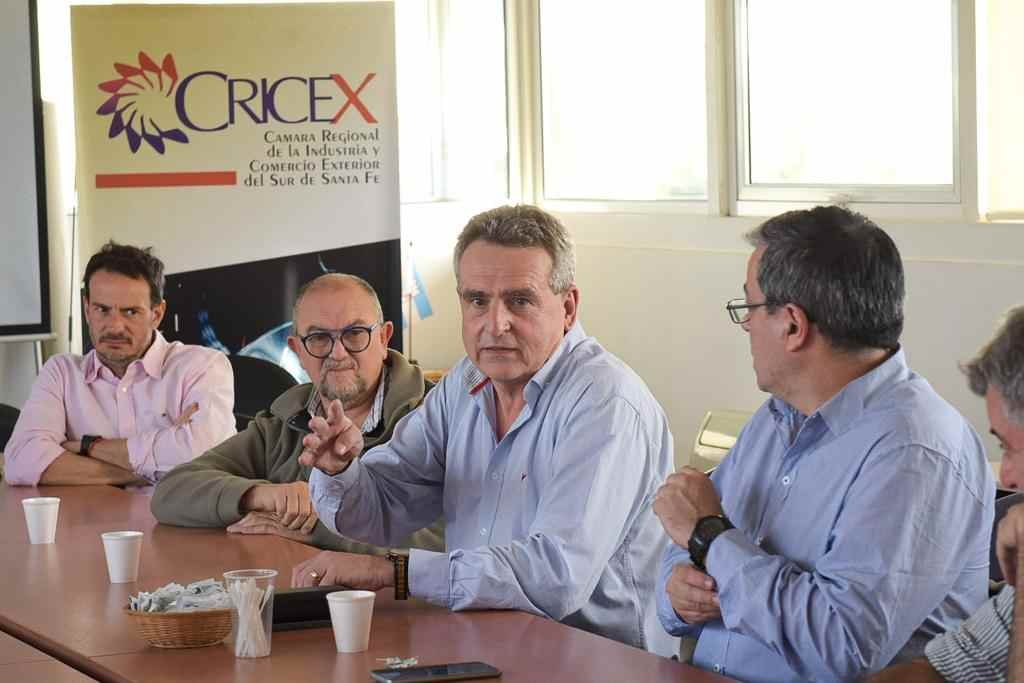 Venado Tuerto: Agustín Rossi se reunió con empresarios y prometió inversiones en infraestructura