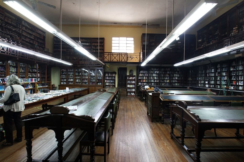 Llaman a licitación para revalorizar el edificio de la Biblioteca Popular del Paraná