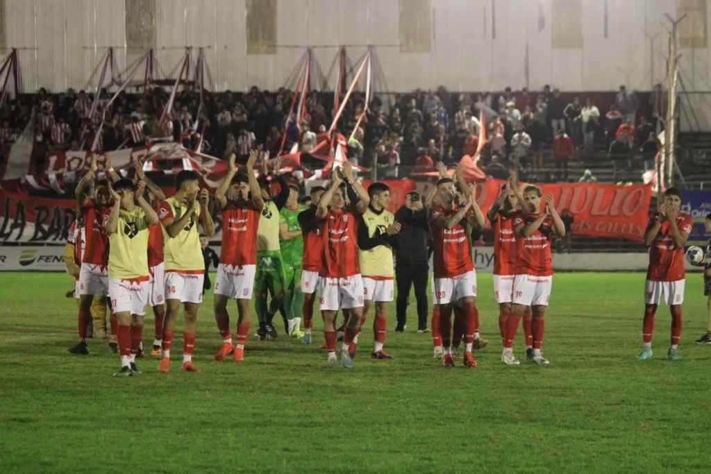 Sportivo Las Parejas, 9 de Julio de Rafaela y Argentino de Rosario ganaron sus partidos