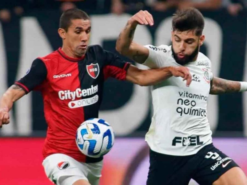 Newell’s cambia para dar vuelta la serie ante Corinthians