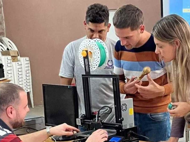 Sastre: talleres de programación para niños de primaria
