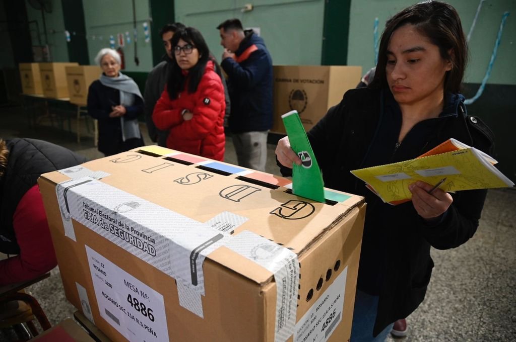 El país mira a la provincia: Santa Fe elige su undécimo gobernador desde 1983