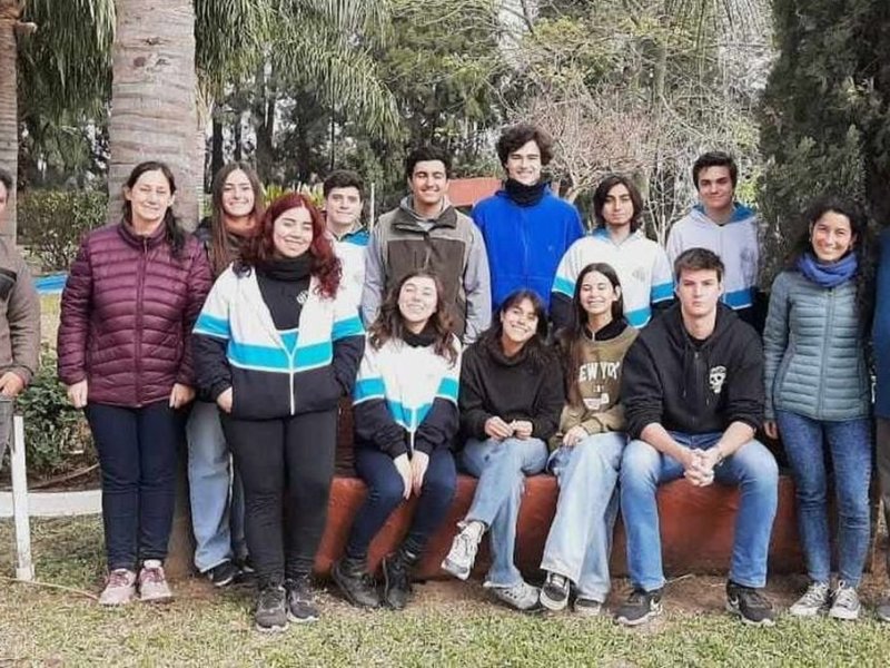 Alumnos de la Escuela Industrial visitaron el predio de F.I.M.A.