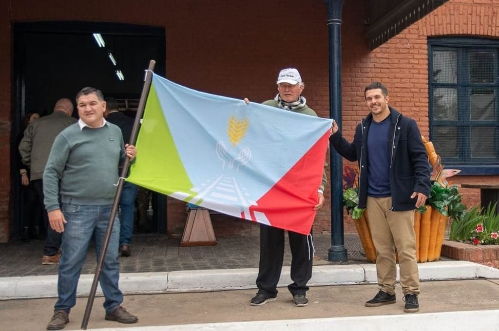 En el marco del 133 Aniversario, Matilde presentó oficialmente su Bandera