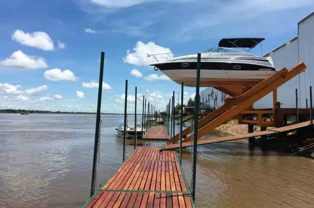 Reconquista: ordenan desalojar una guardería náutica para instalar una industria naval