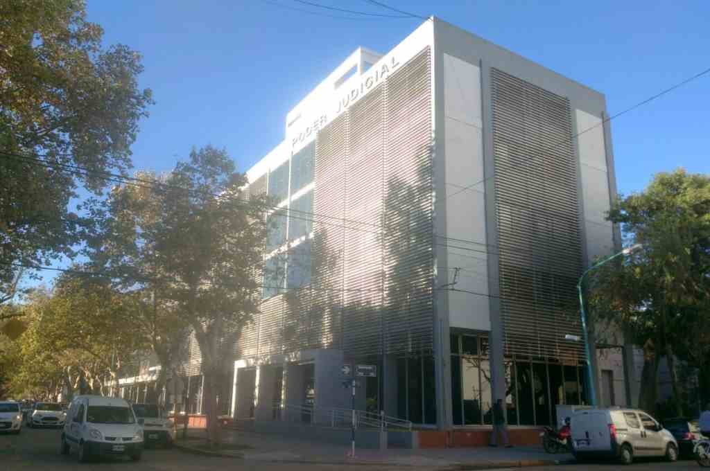Tres personas terminaron presas por estafas que rondan los USD 1.700.000 y $ 40.000.000