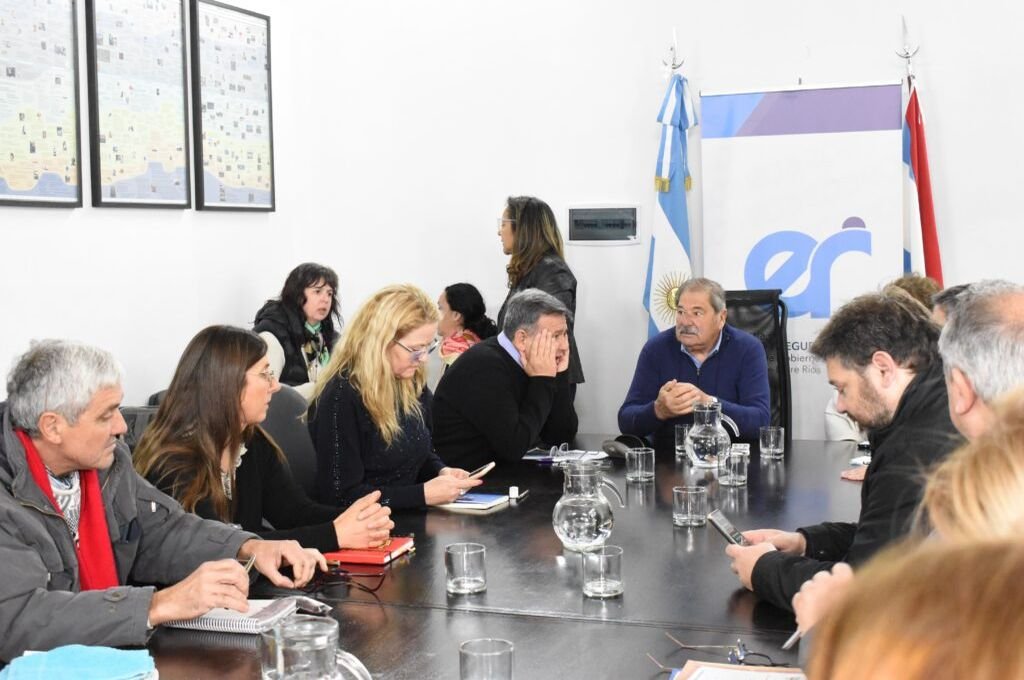 El Frente Sindical Docente llamó a paro por 48 horas