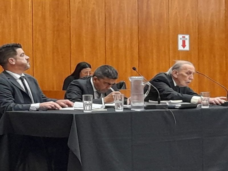 En un juicio abreviado reconoció que abusó de la hija de su pareja