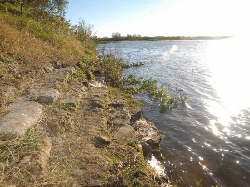 Aumenta la cantidad de terraplenes ilegales en las islas frente a Rosario