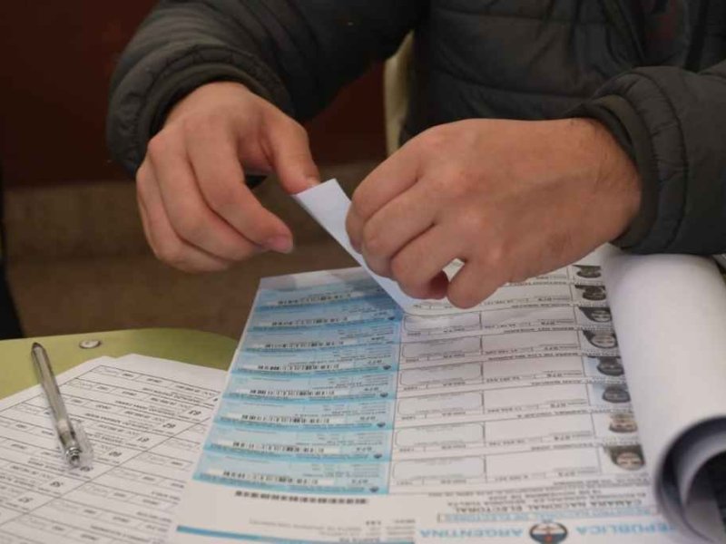 Cerraron las mesas de votación del balotaje