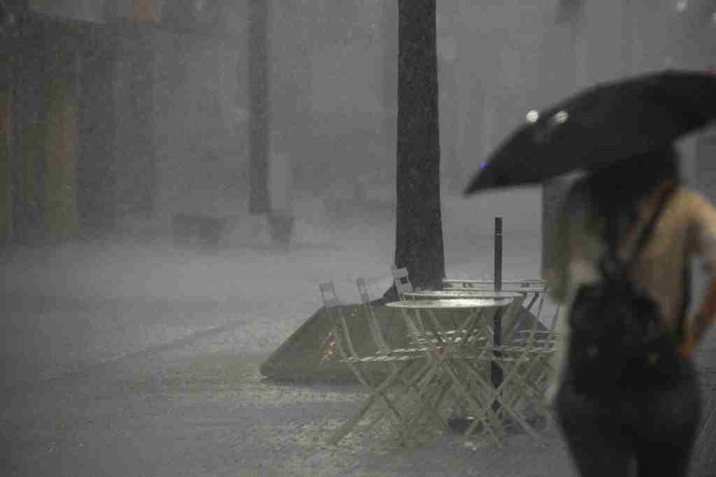Santa Fe ciudad: la lluvia anegó áreas de barrios del norte y centro