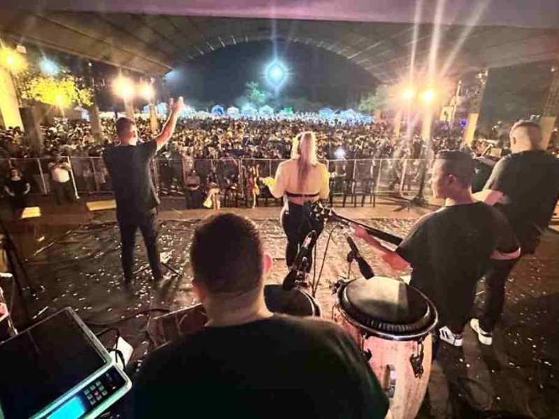 El Festival Provincial del Frutillero, entre música y emociones
