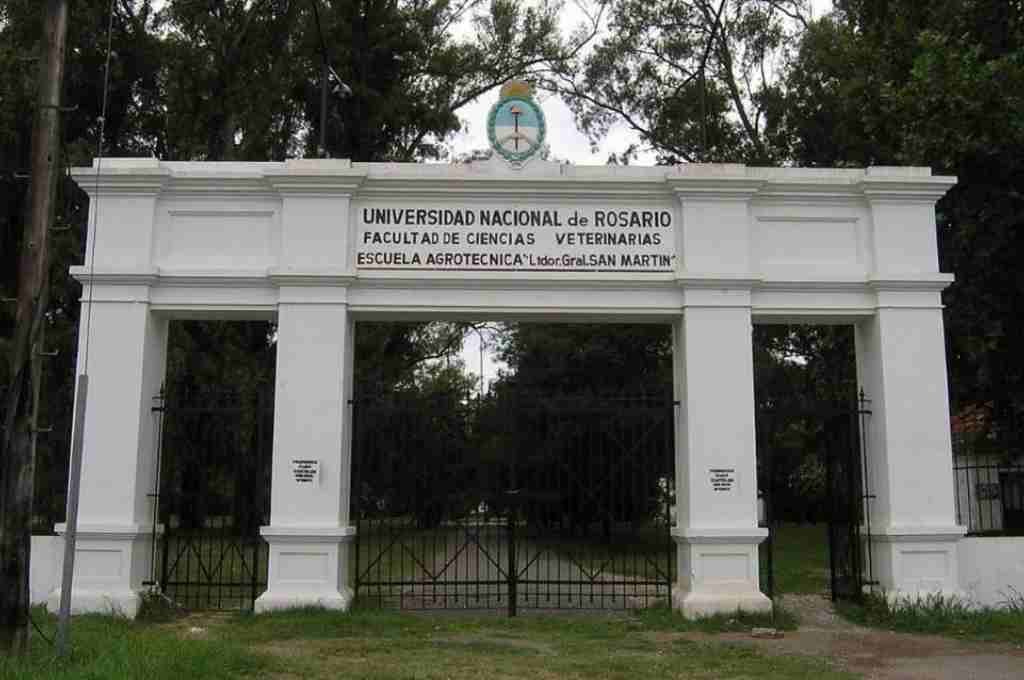 La Facultad de Veterinarias realiza una charla sobre encefalomielitis equina