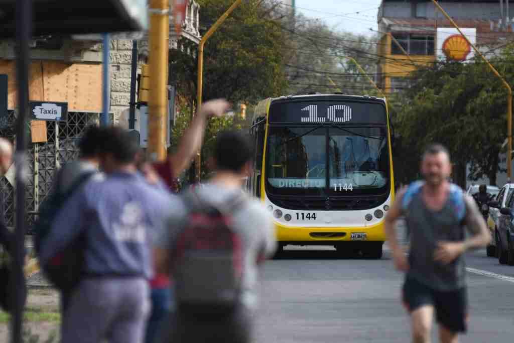Santa Fe ciudad: las empresas de colectivos acusan que les deben dinero