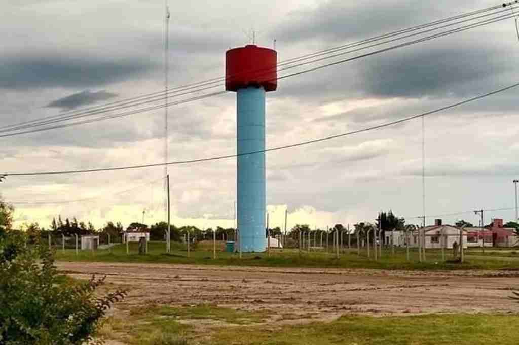 La candidata de Unidos renunció y eligió a su rival del PJ para gobernar una comuna norteña