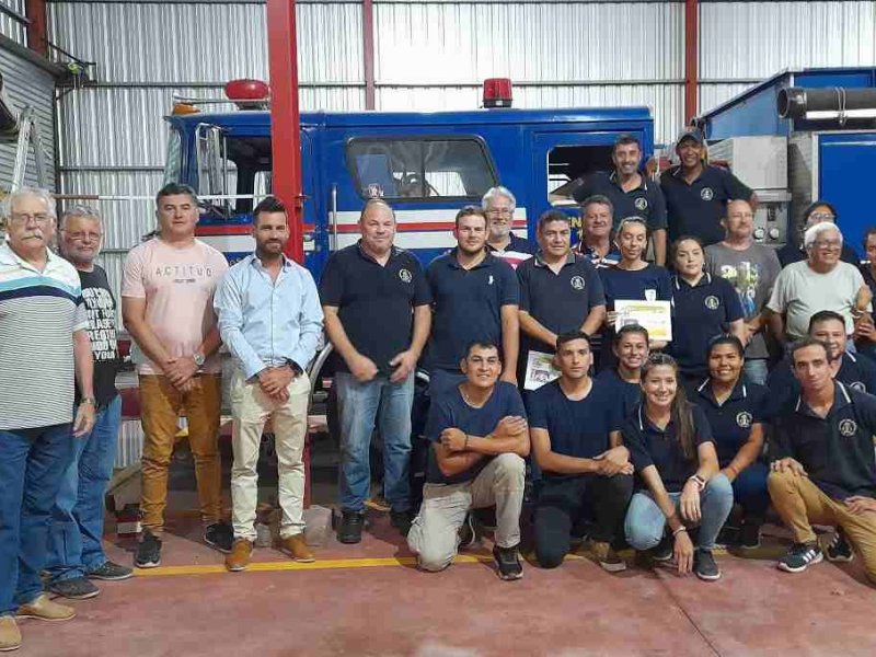 Nuevos rostros y ascensos en Bomberos Voluntarios de San Javier
