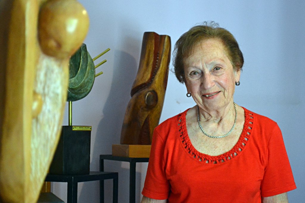 Nelly Giménez Vallana: «Mis esculturas expresan mis estados de ánimo»
