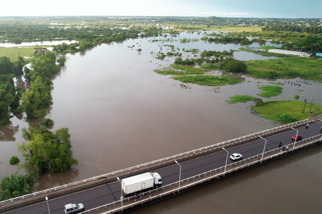Video: crece la alerta en el norte santafesino por el desborde del arroyo El Rey